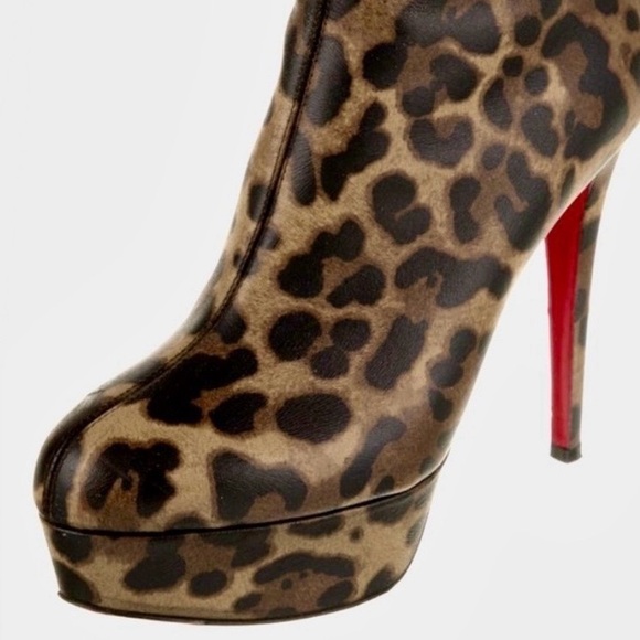 Christian Louboutin Bianca Leo print rich kid leather ankle bootie. EU37.5 - Picture 8 of 12